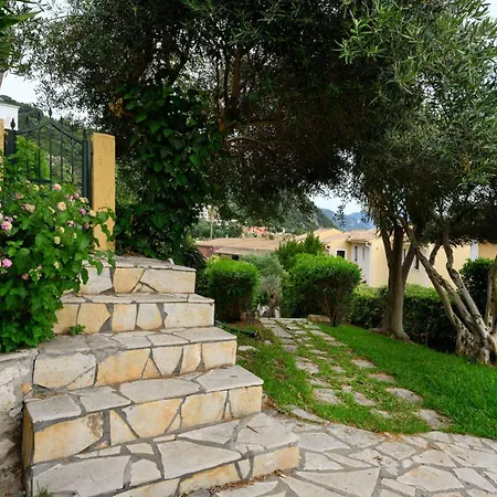 Maisonette 87 * Glifada